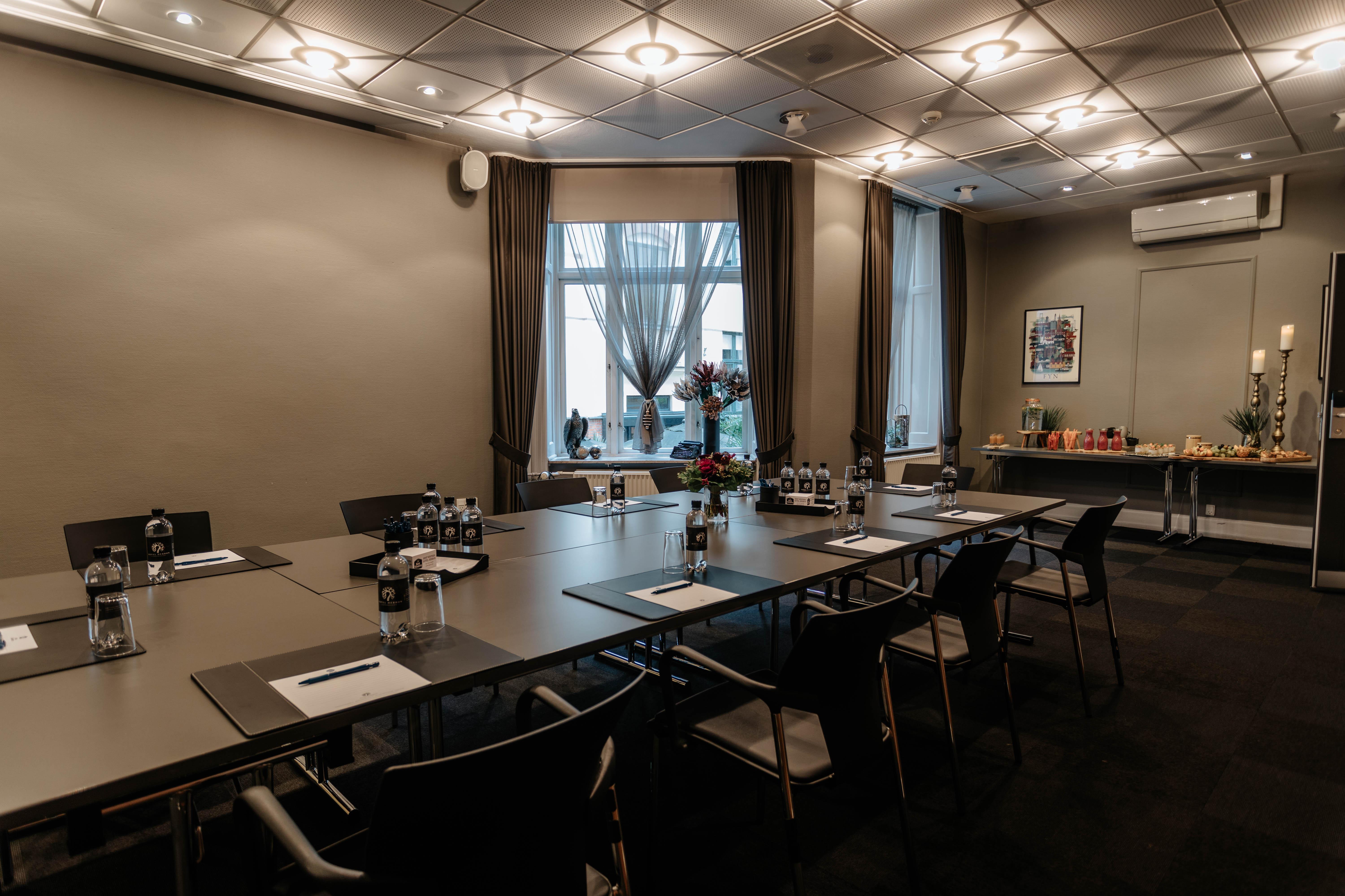 Western Hebron 3* København
